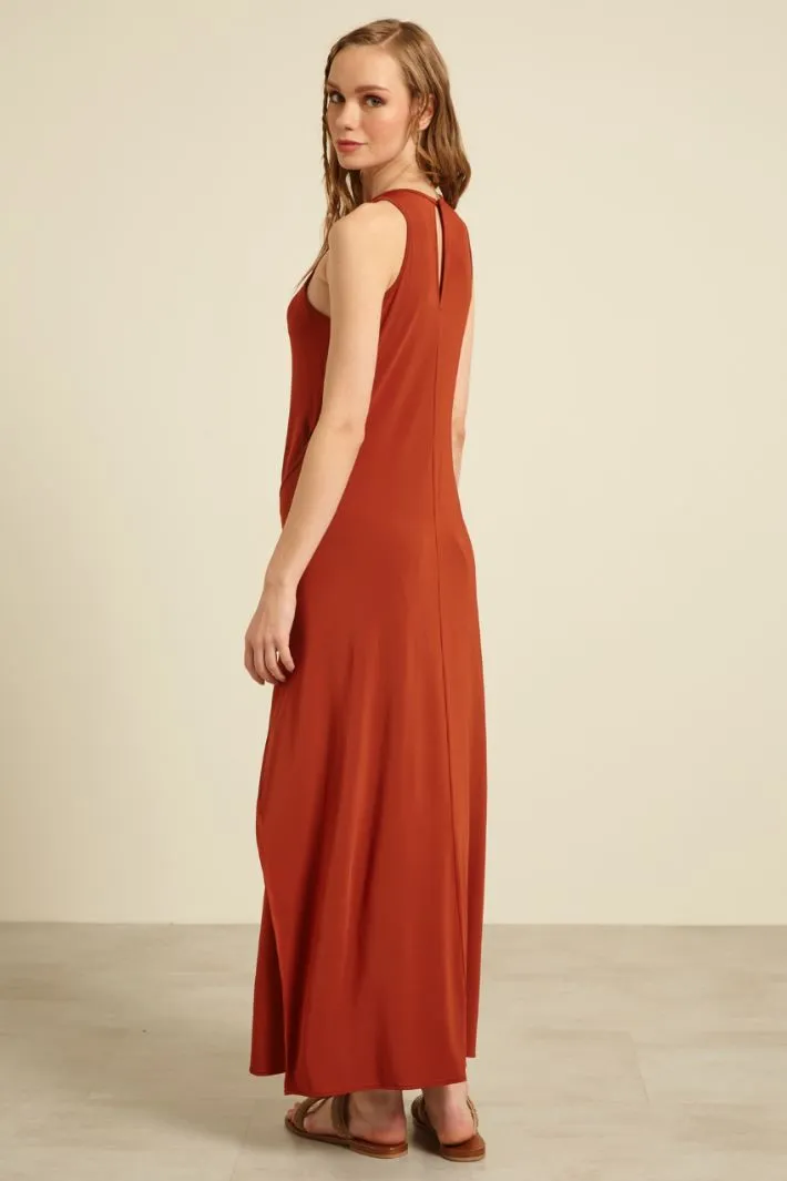 Abito con scollo all'americana