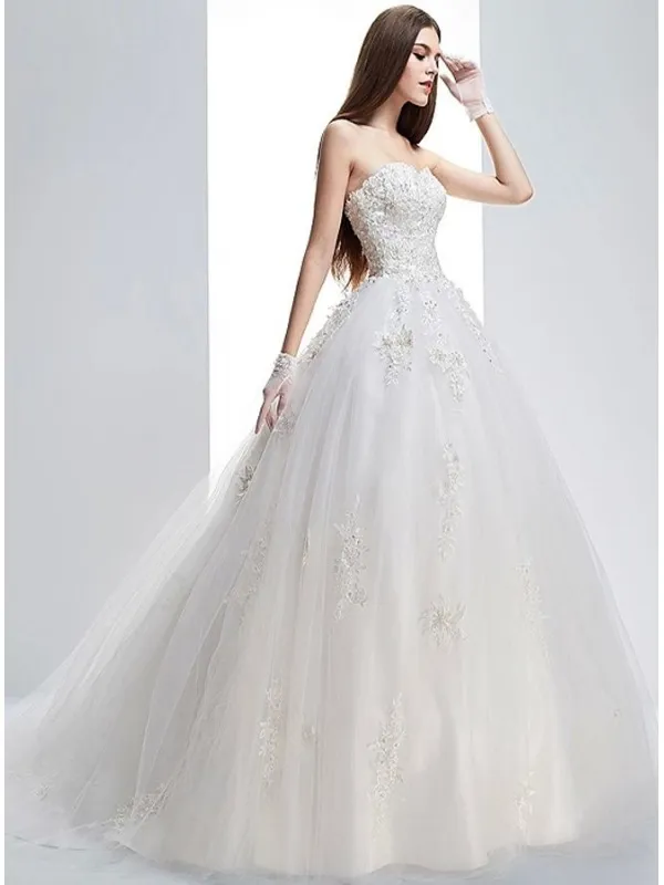 Abito da Sposa a Palloncino Principesco con corpetto in pizzo e gonna vaporosa
