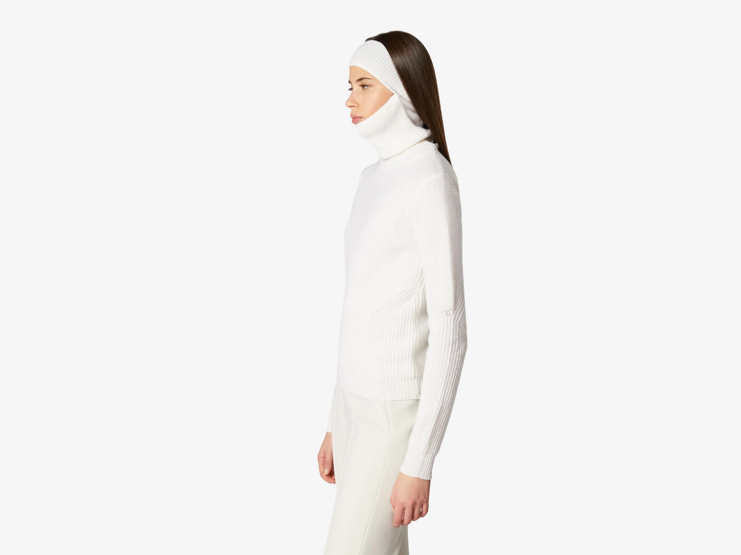 Avery Turtleneck