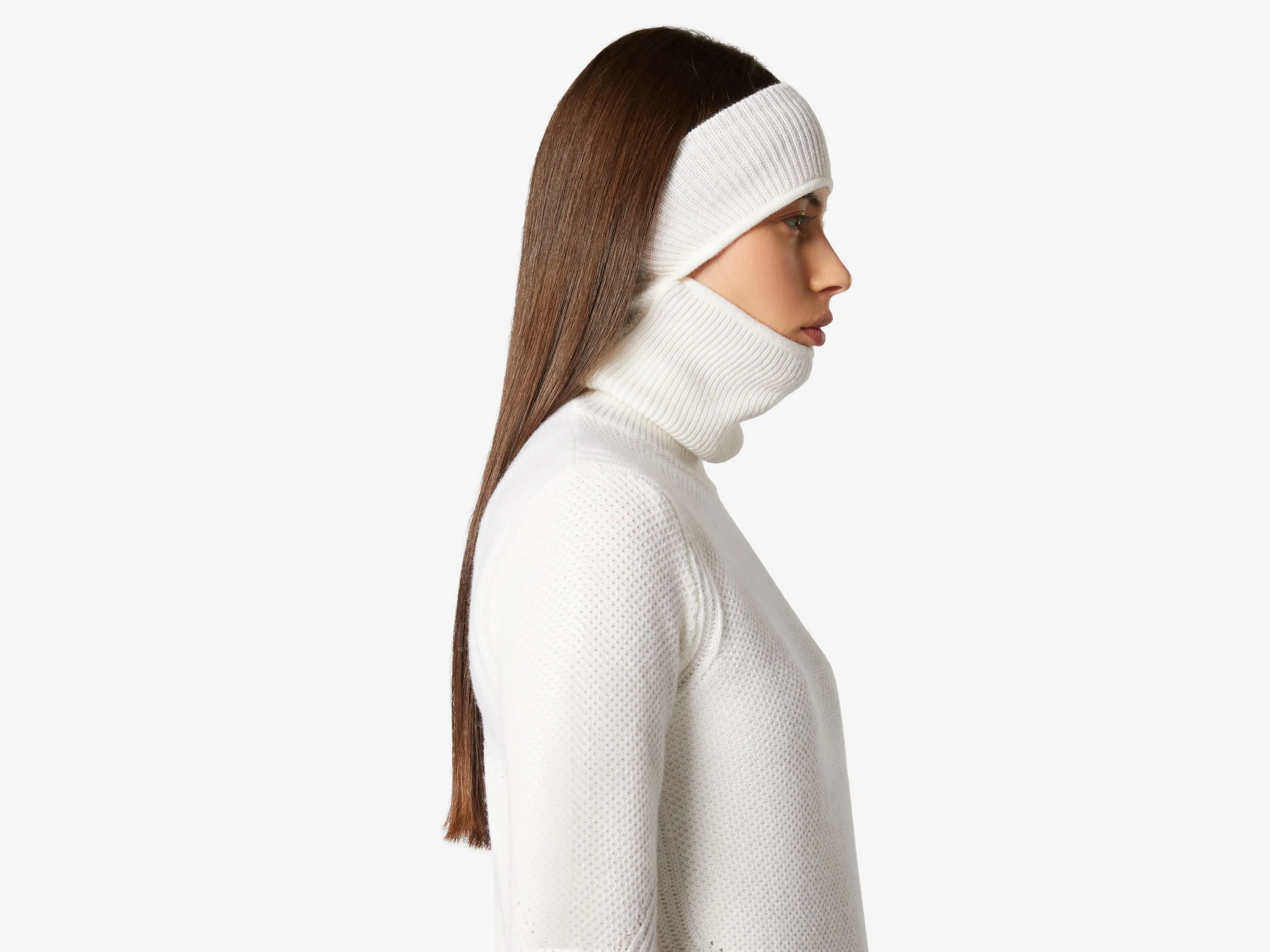 Avery Turtleneck