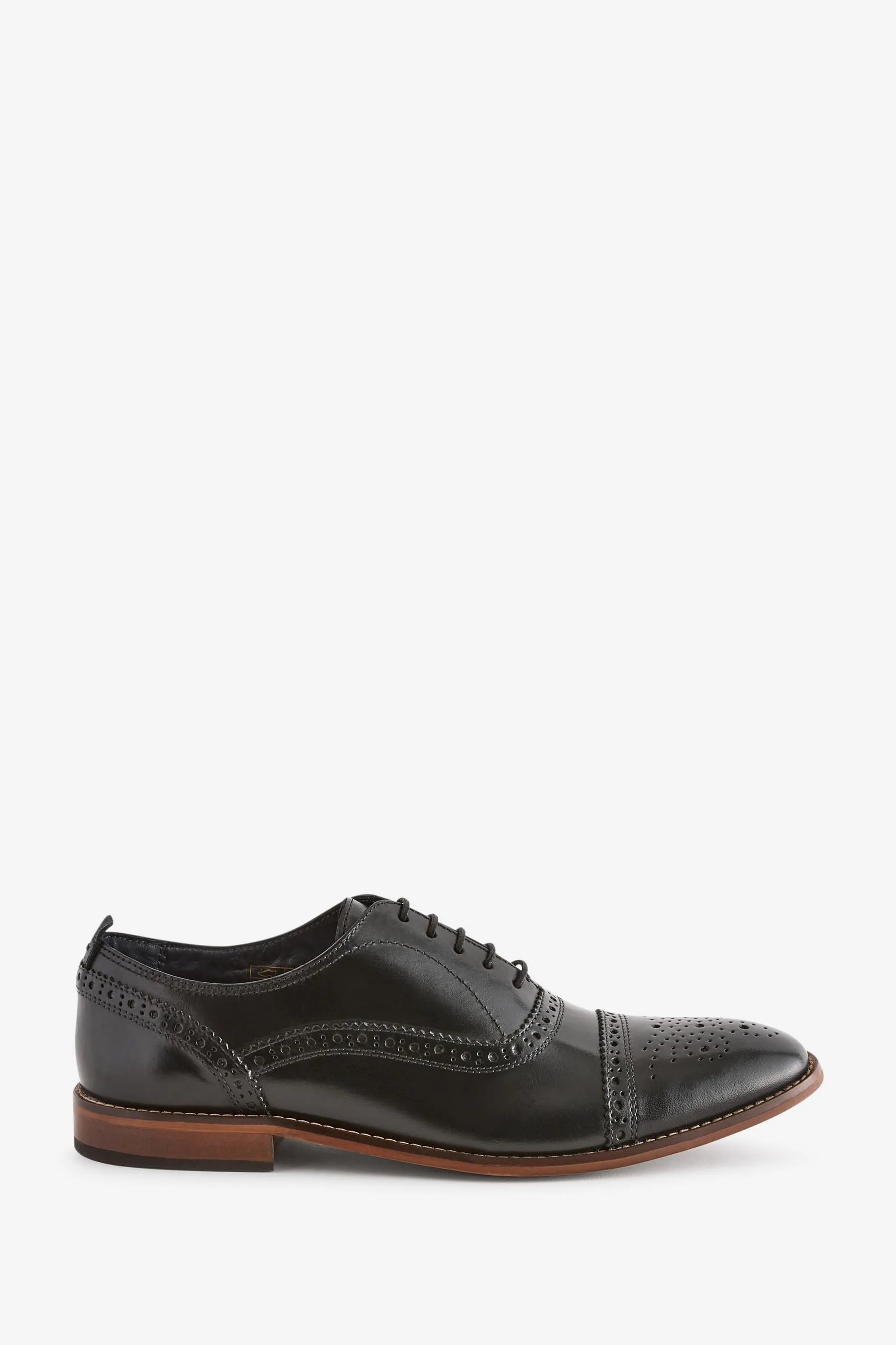 Base London Cast Scarpe Brogue con lacci    