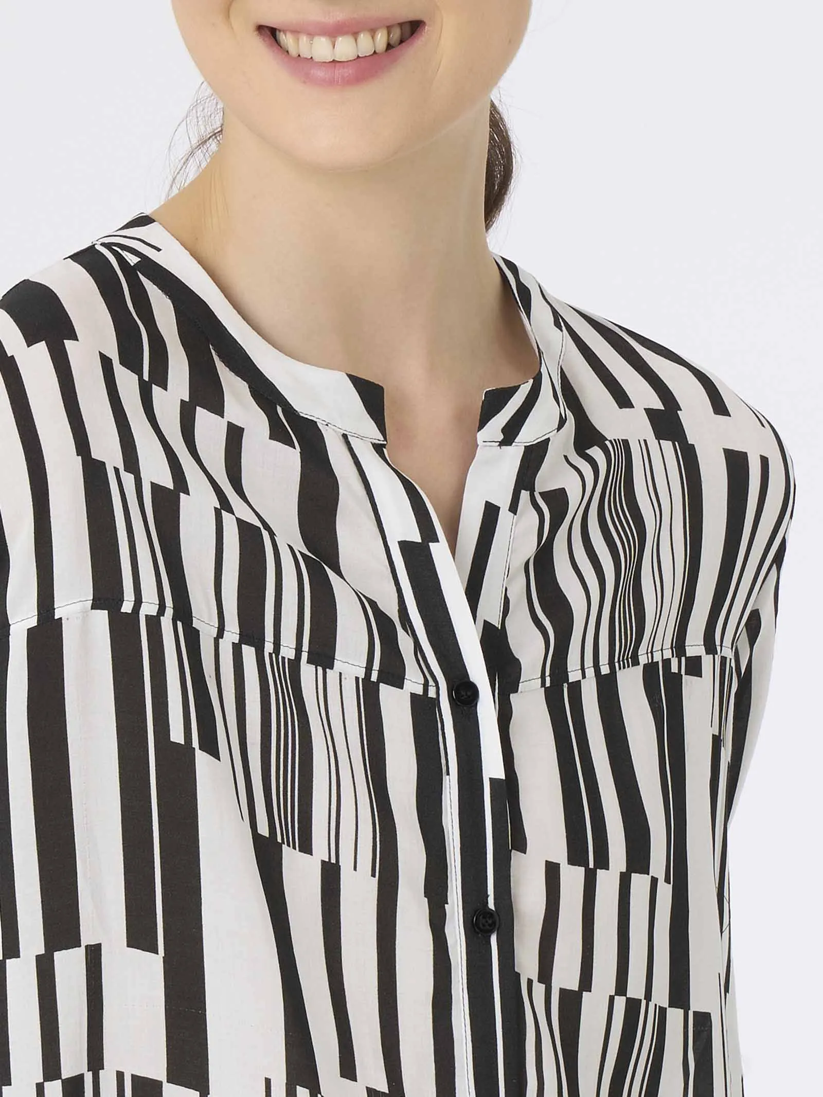Camicia con stampa optical in mussola di EcoSeta - Fant.Nero