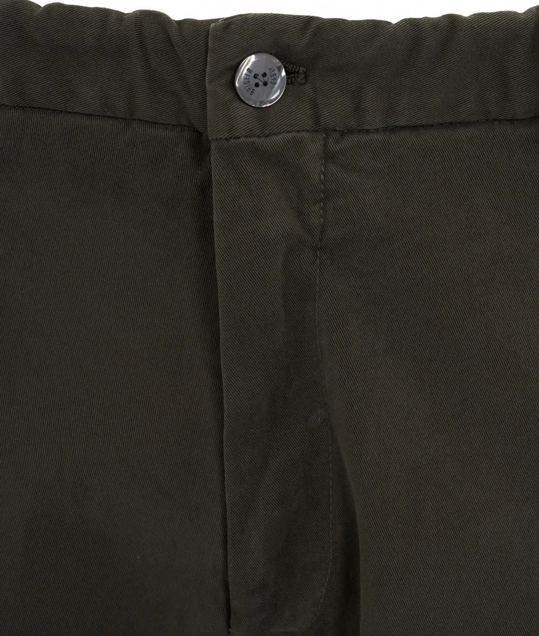 Chino con orlo ribaltato oliva oliva
