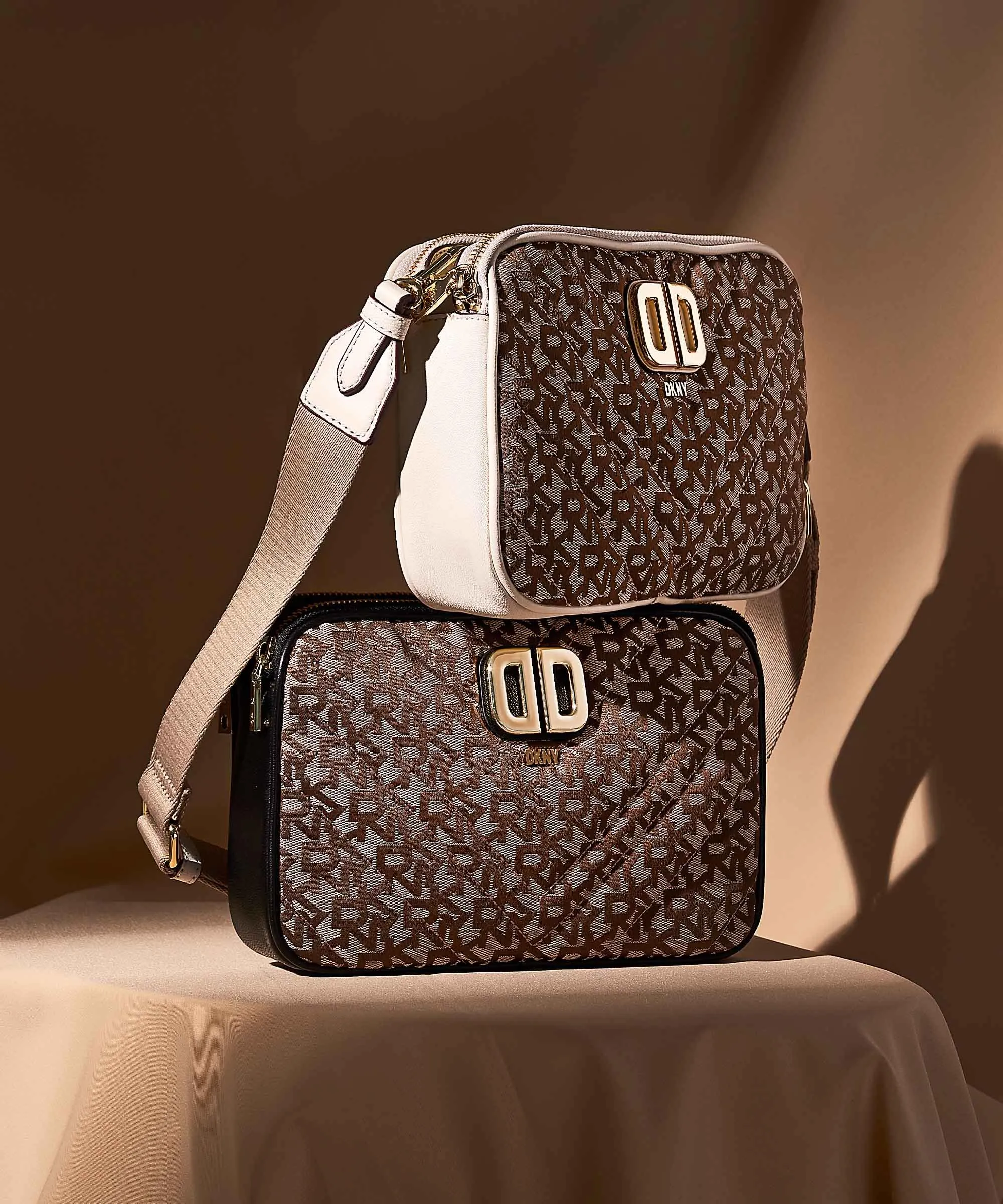  DKNY Delphine Borsa a tracolla poliestere, cuoio di agnello avorio/marrone  