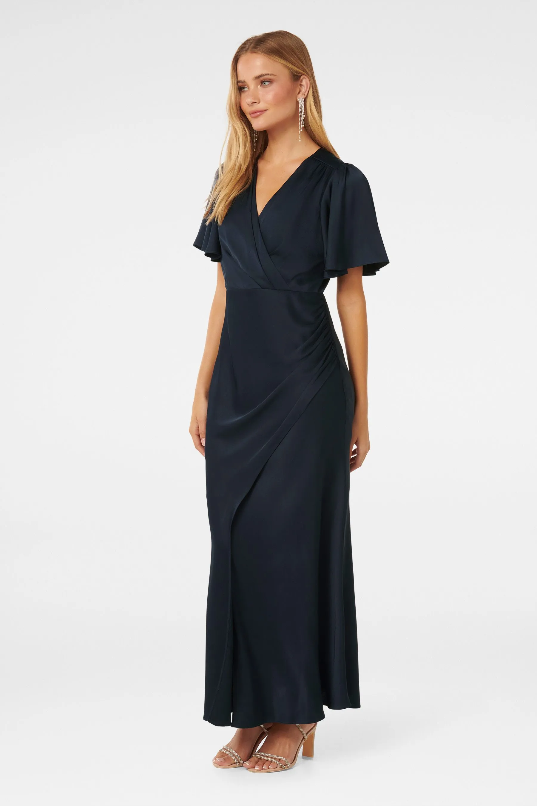 Forever New Chelsea - Abito maxi con maniche Satin svasato