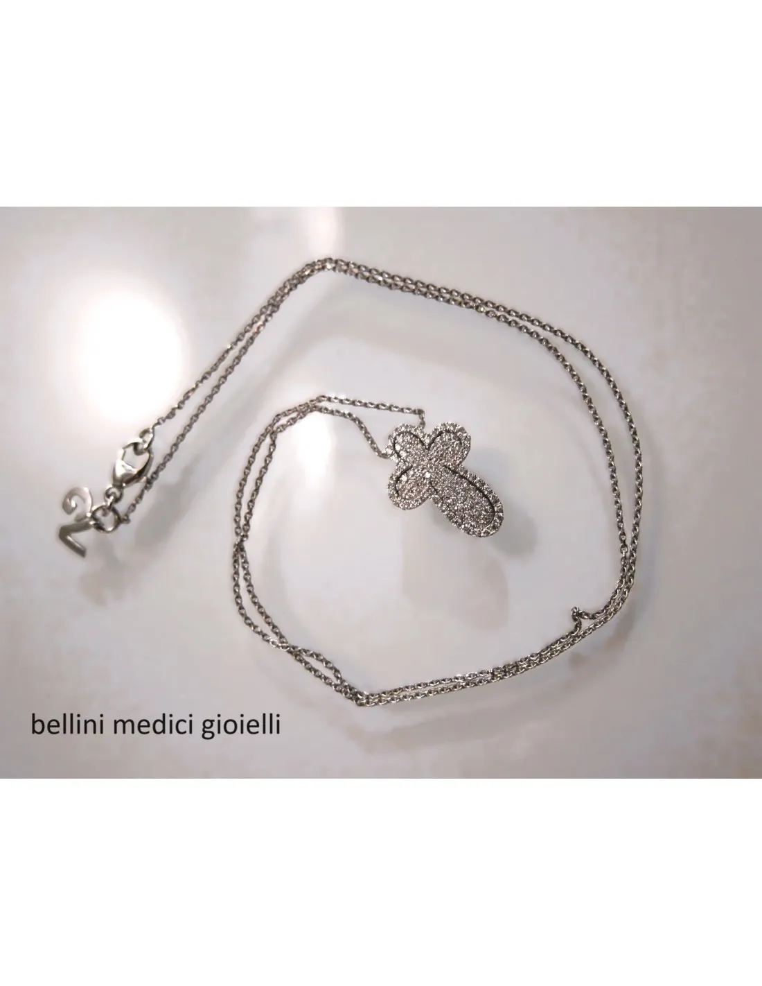 Girocollo con  croce in brillanti di Giorgio Visconti