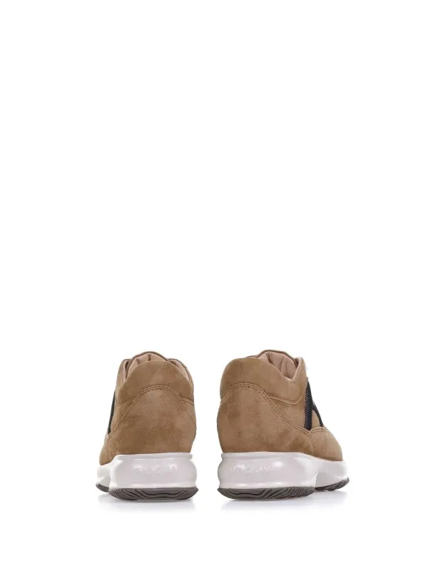 Interactive Ginger sneaker