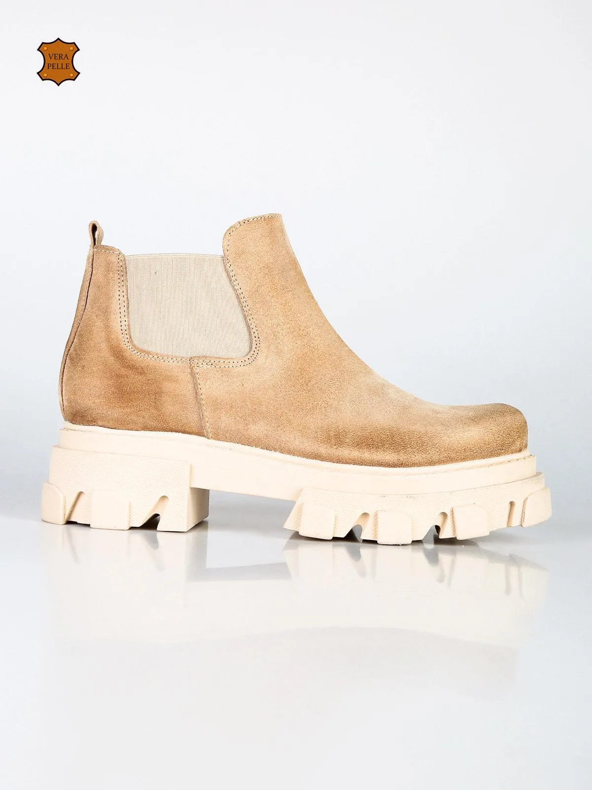 Made In Italy Bottines chelsea en daim avec plateforme