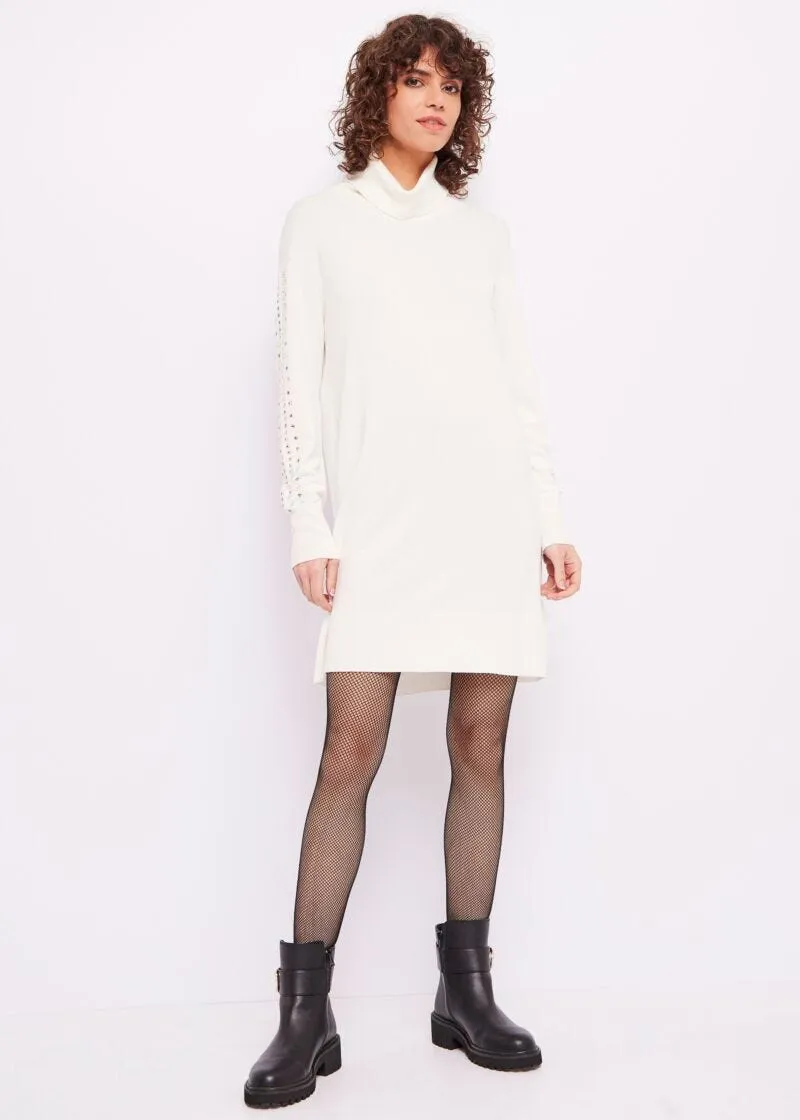 Mini abito con borchie e strass