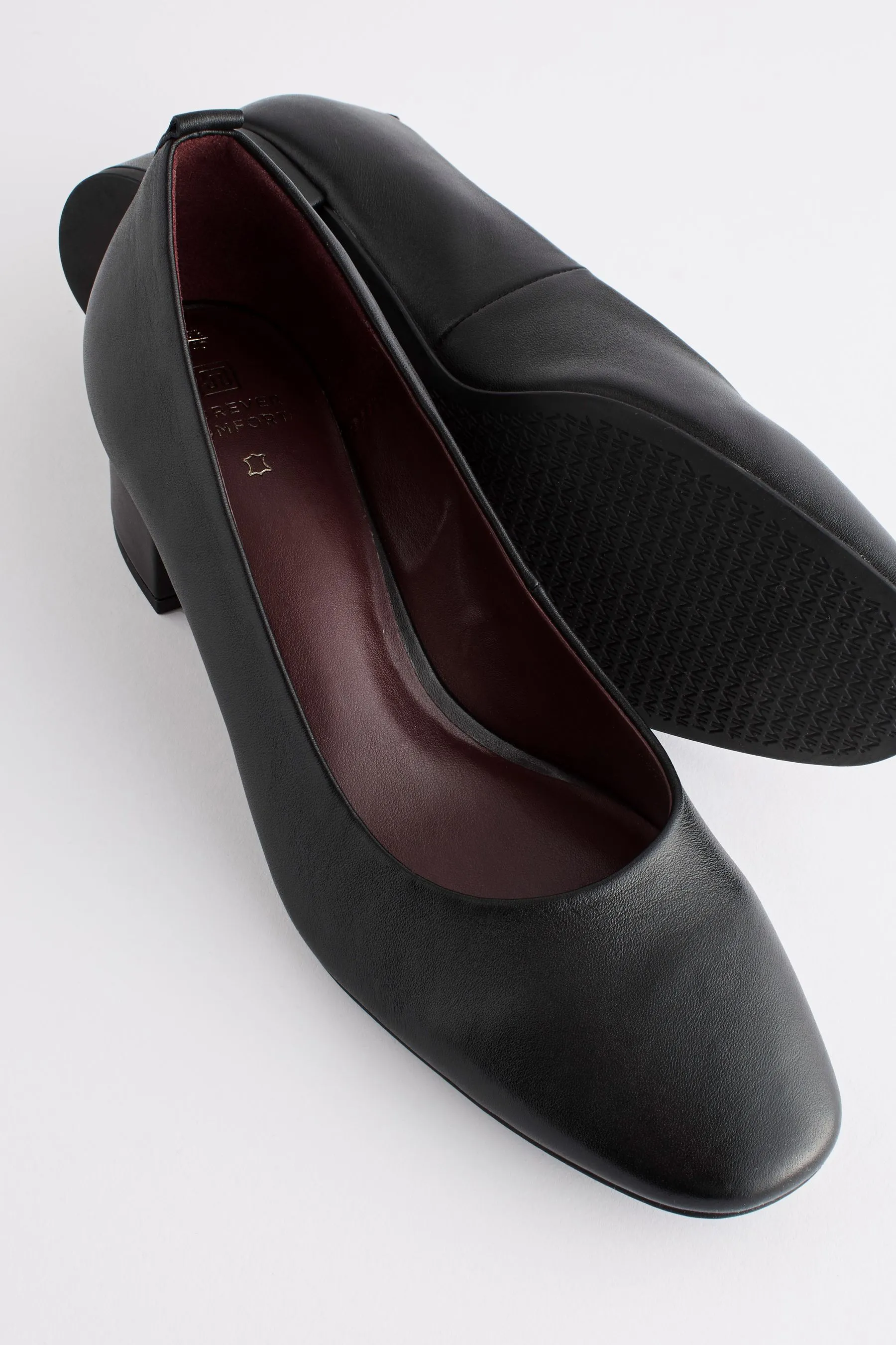Nero  - Forever Comfort® - Scarpe con tacco largo e basso in pelle