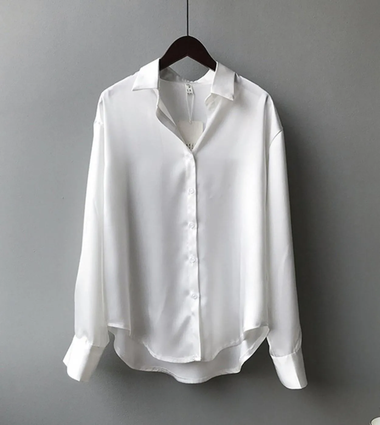 New Spring Camicia da donna con colletto alla rovescia Camicia bianca in raso sciolto Camicetta da donna Top Camicia di seta con