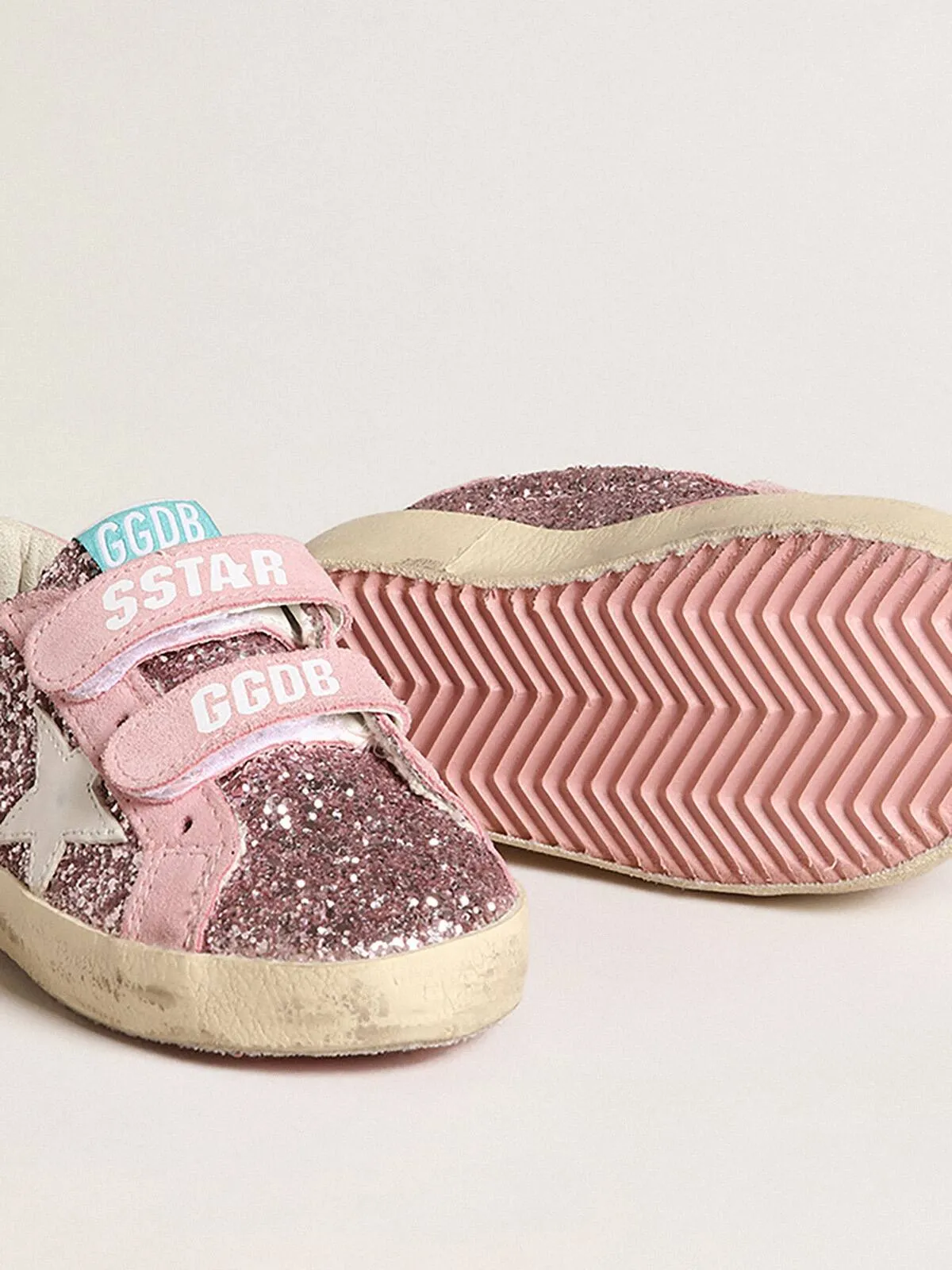 Old School Junior in glitter lilla con stella bianca e talloncino rosa