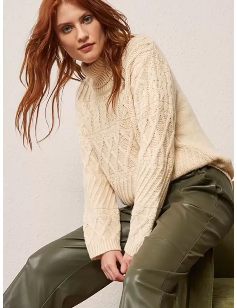 Pantaloni eco pelle verde capri gaucho Paz Torras