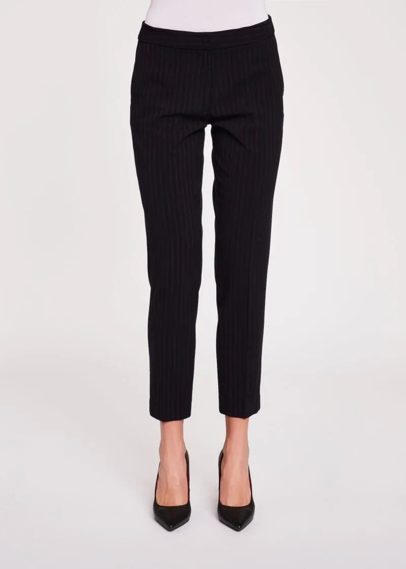 Pantaloni gessati a sigaretta
