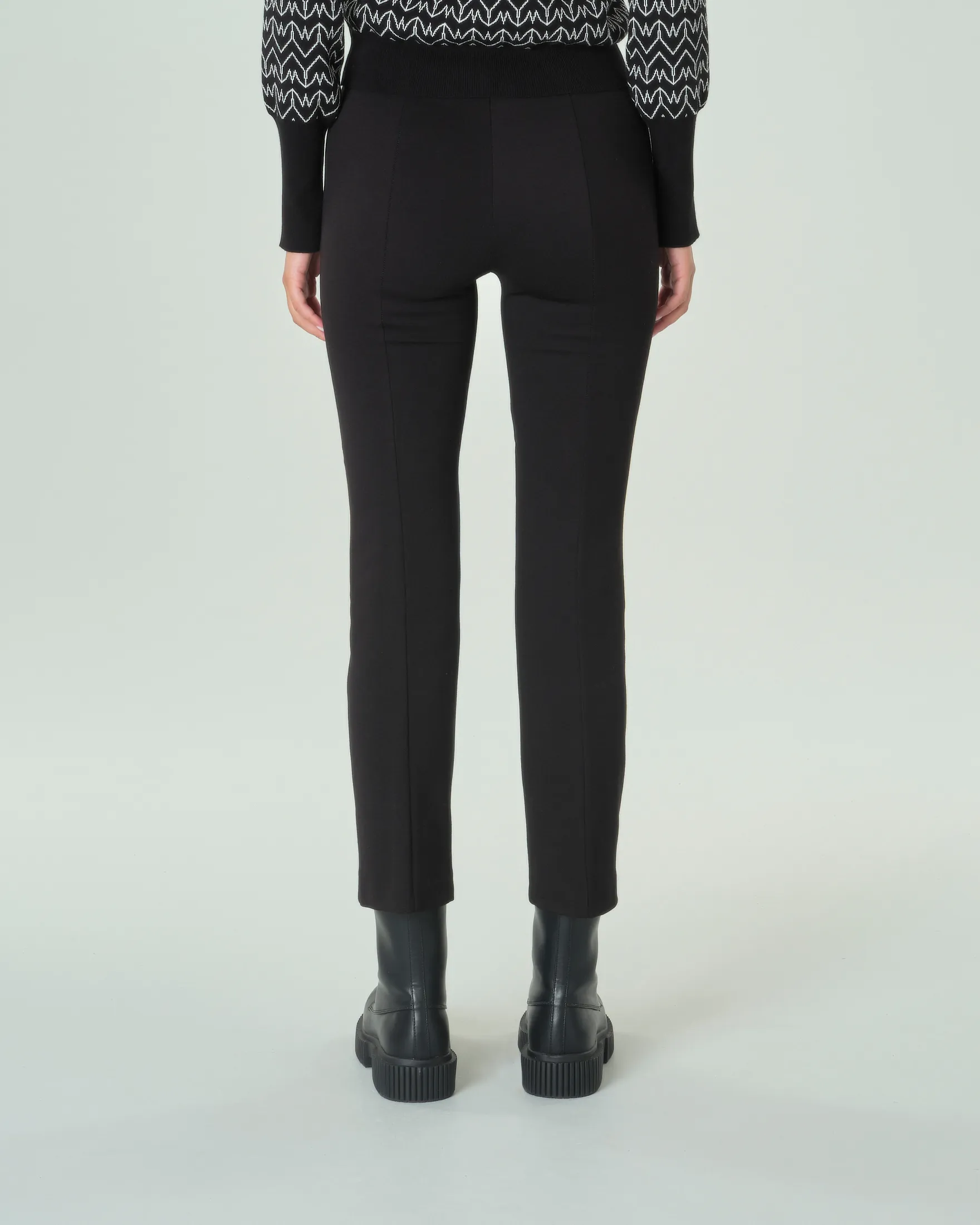 Pantaloni slim neri in misto viscosa punto Milano