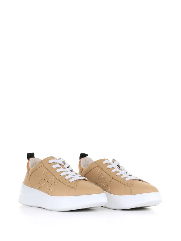 Rebel sneaker with embroidered side H