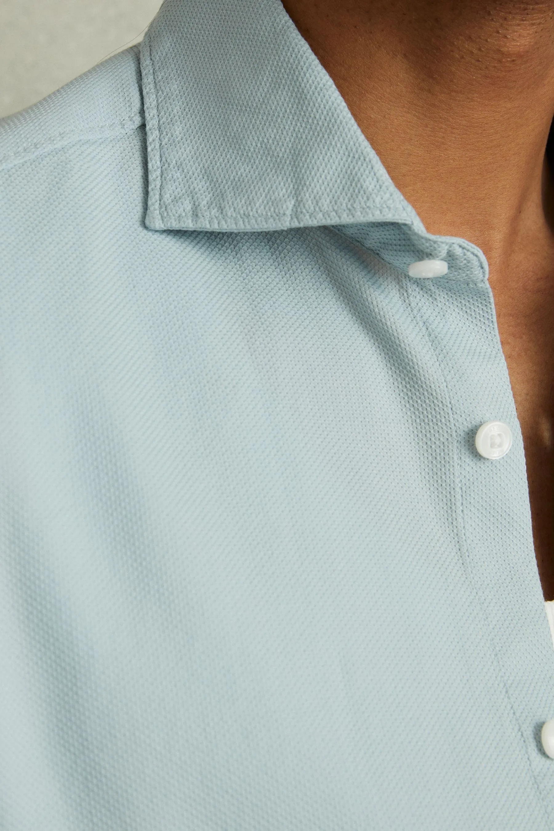 Reiss Camicia Cecil Textured Bottone passante tinta in capo    