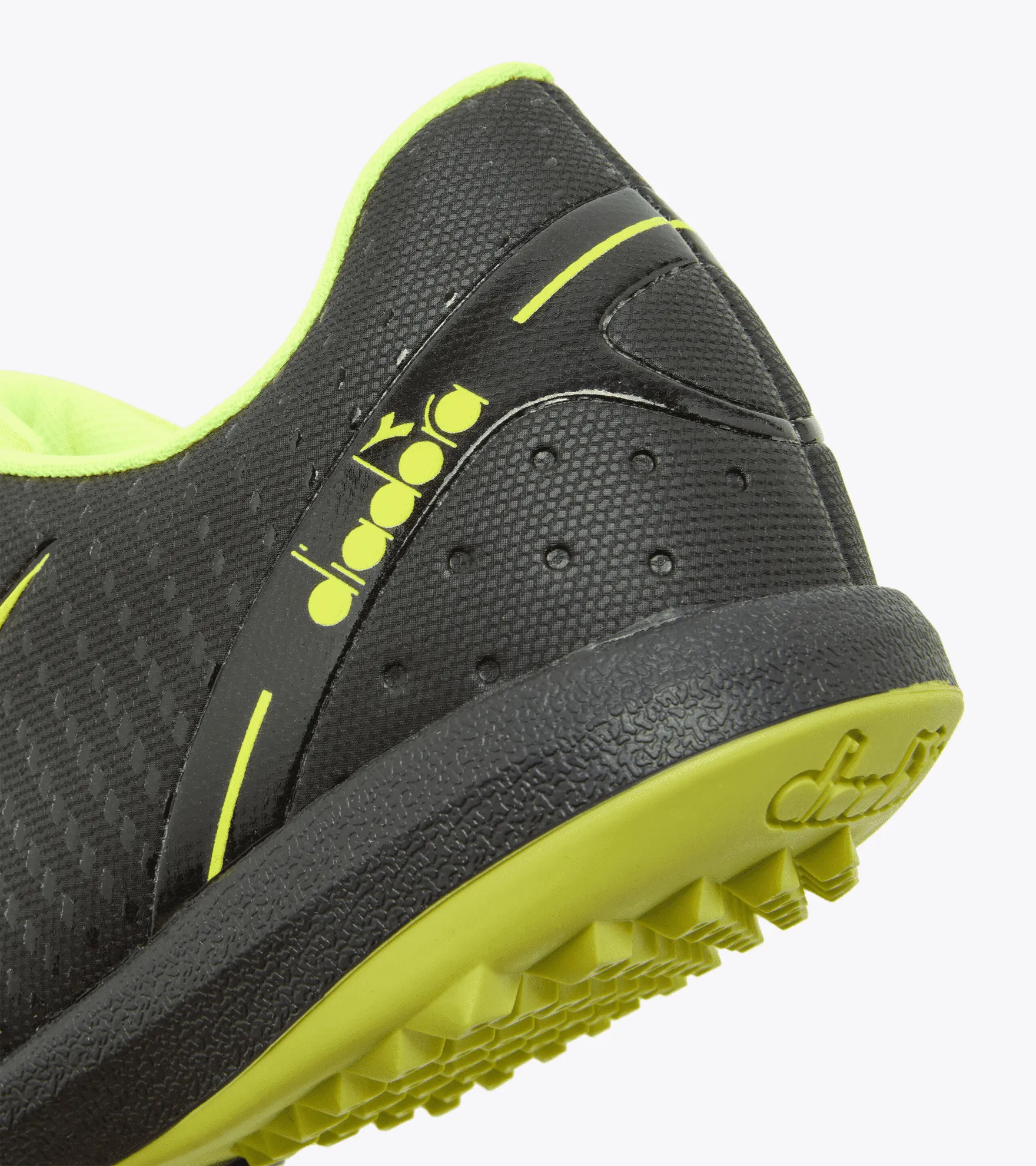 SCARPA DA CALCIO DA UOMO DIADORA PICHICHI 5 TFR 101.178792 C0004