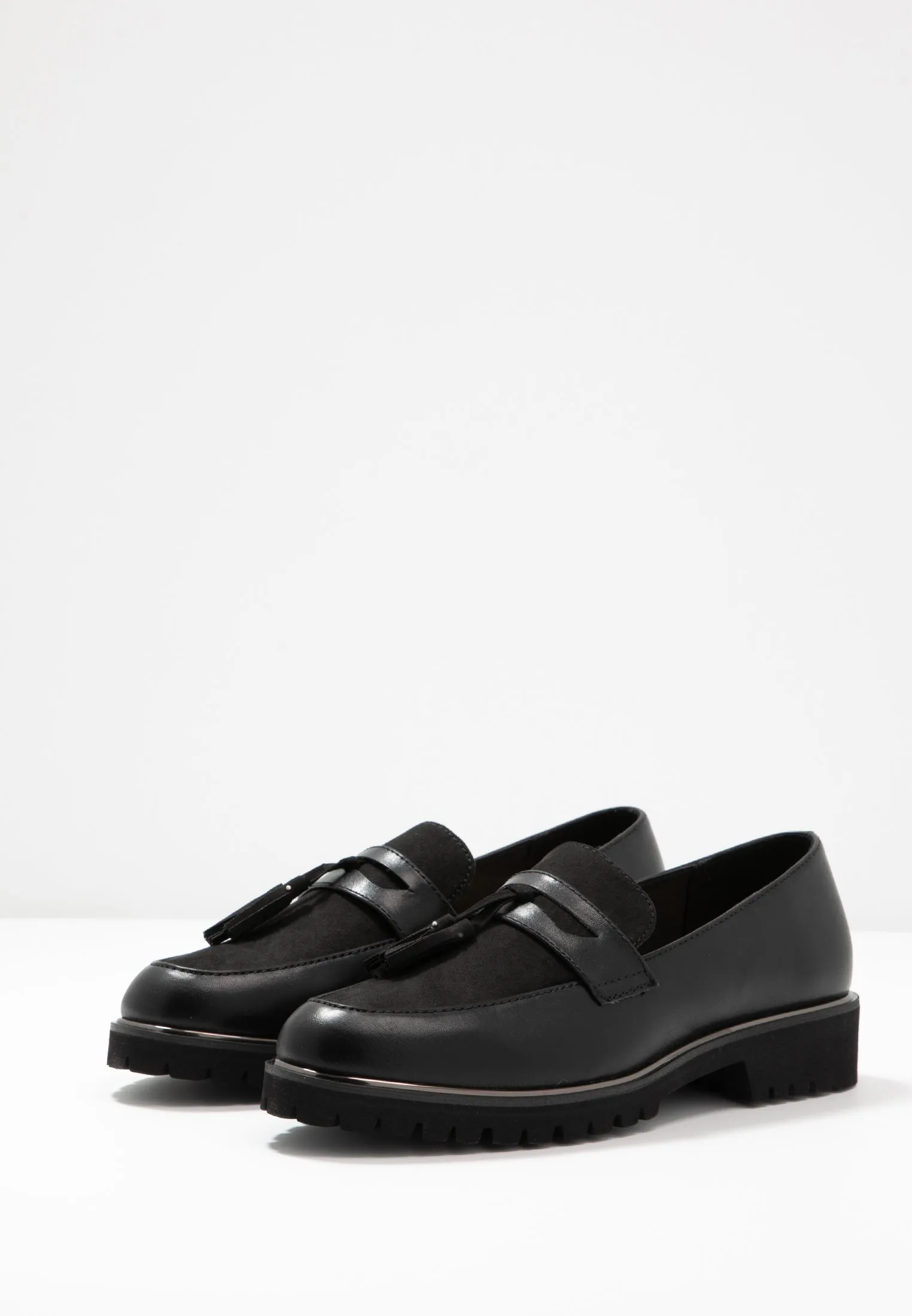 Scarpe senza lacci