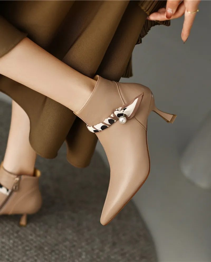 Stivaletti e stivaletti francesi Tacchi alti invernali a punta Tacchi alti da donna Scarpe da donna di fascia alta con perle a s