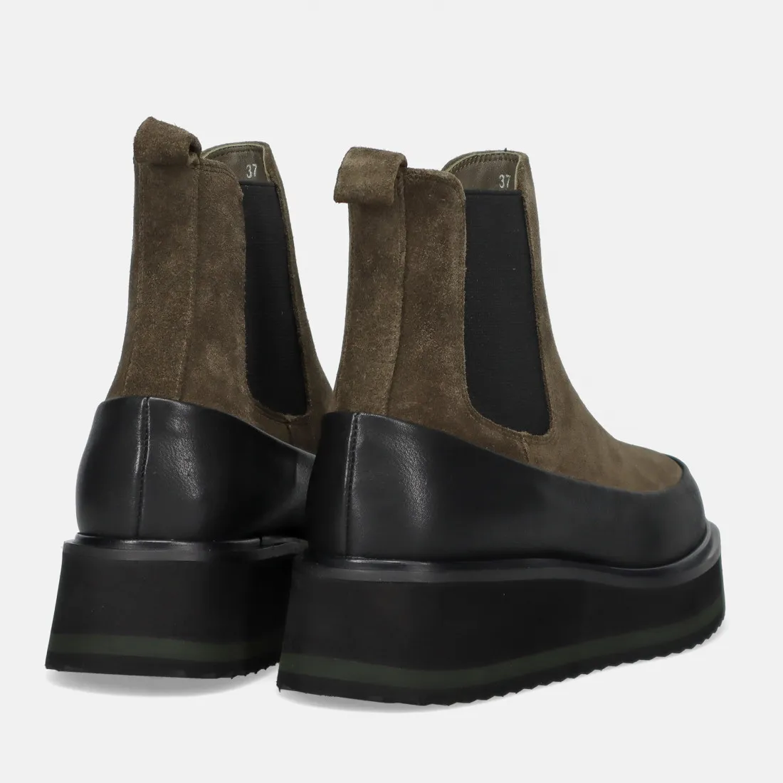Stivaletto Chelsea Rahya Grey in suede oliva con zeppa bassa