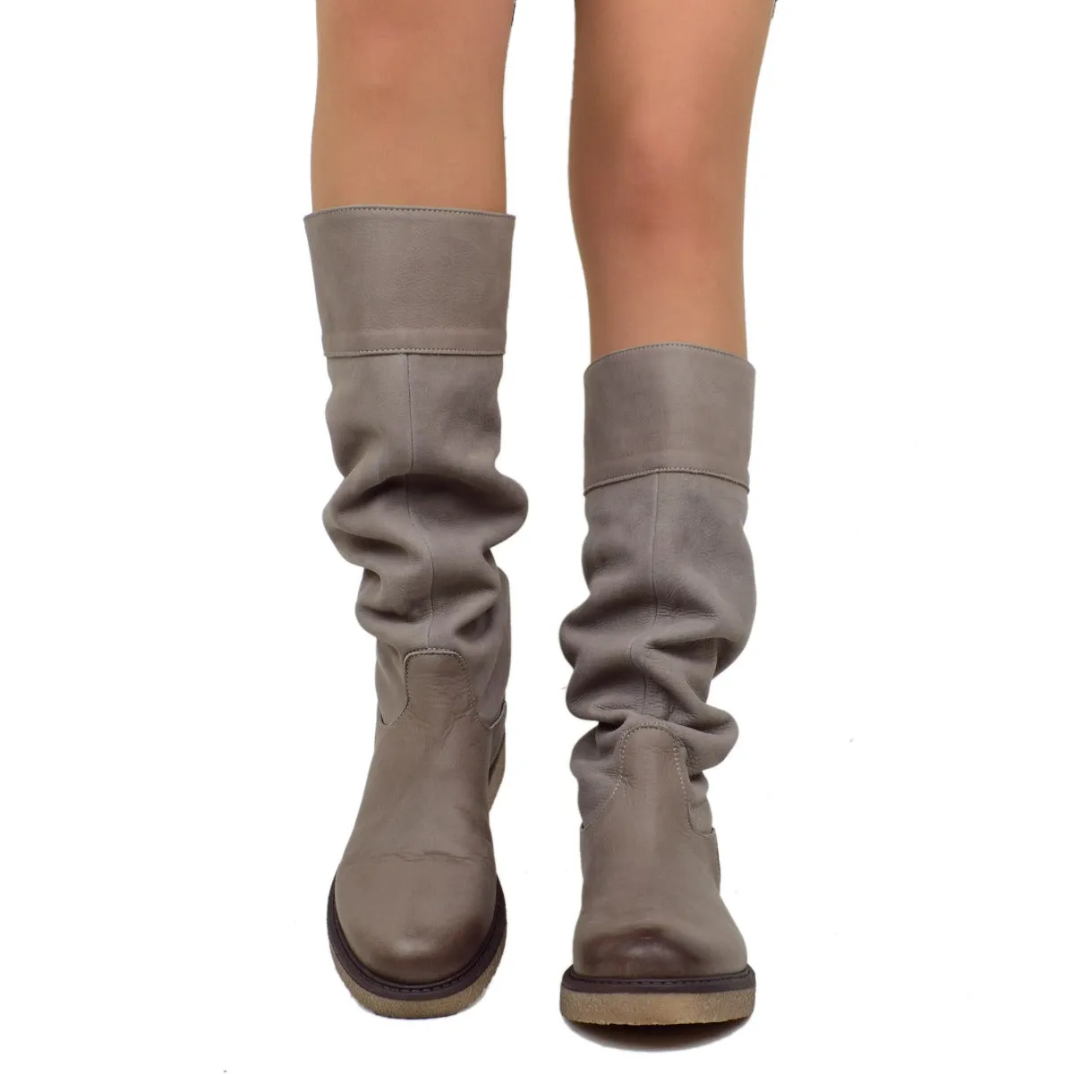 Stivali Donna Camperos Morbidi in Pelle Nabuk Taupe Made in Italy
