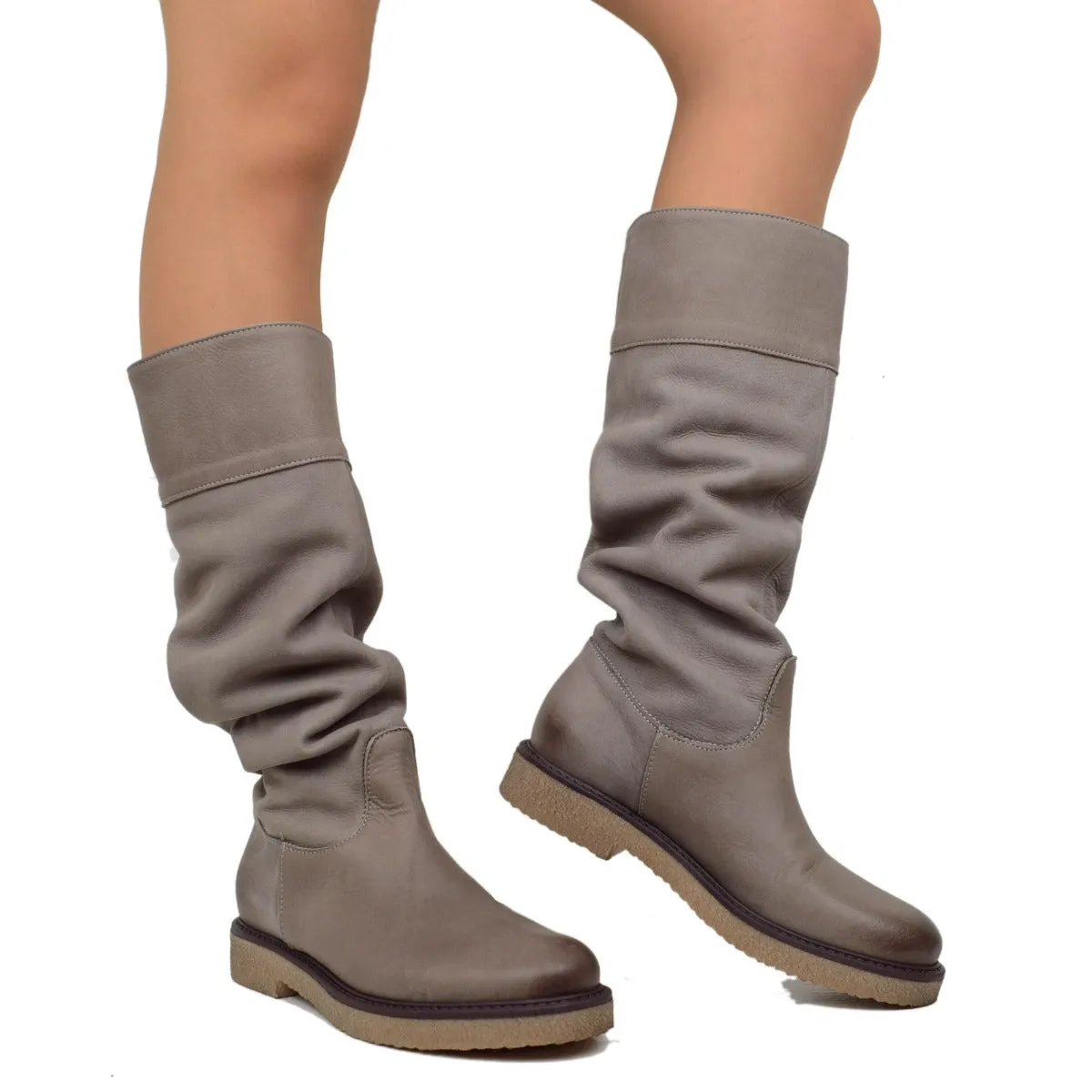 Stivali Donna Camperos Morbidi in Pelle Nabuk Taupe Made in Italy