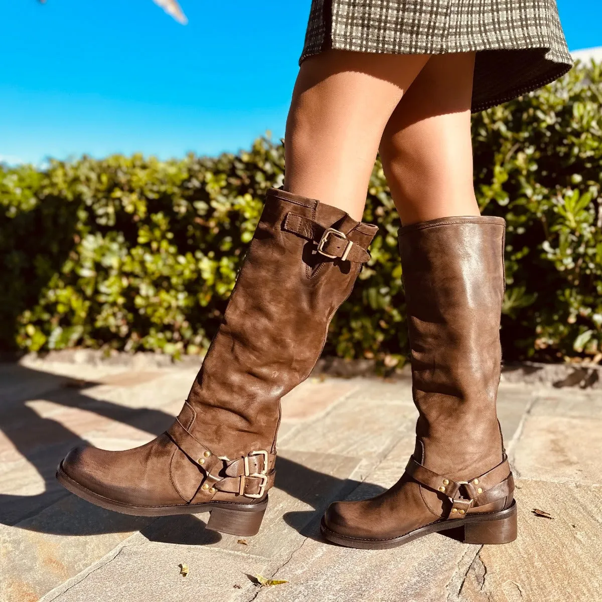 Stivali Donna in Nabuk Testa di Moro con Fibbie Made in Italy