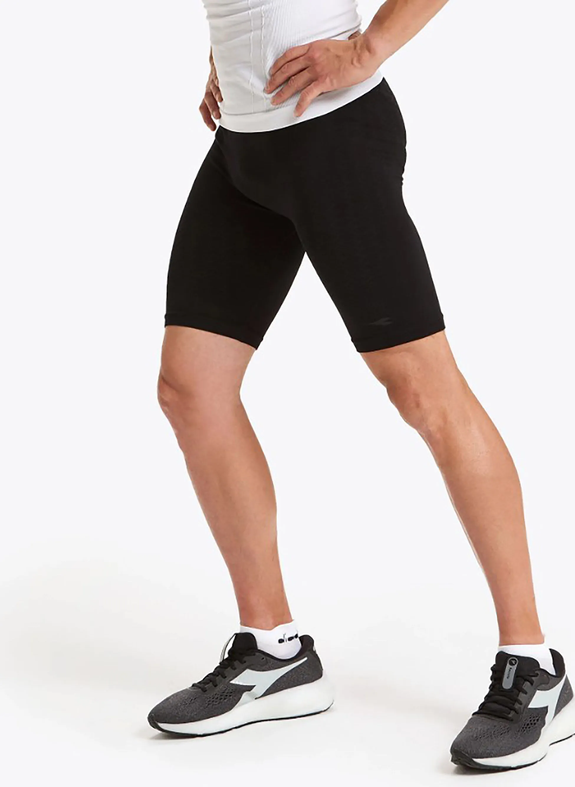 tight corto hidden power active