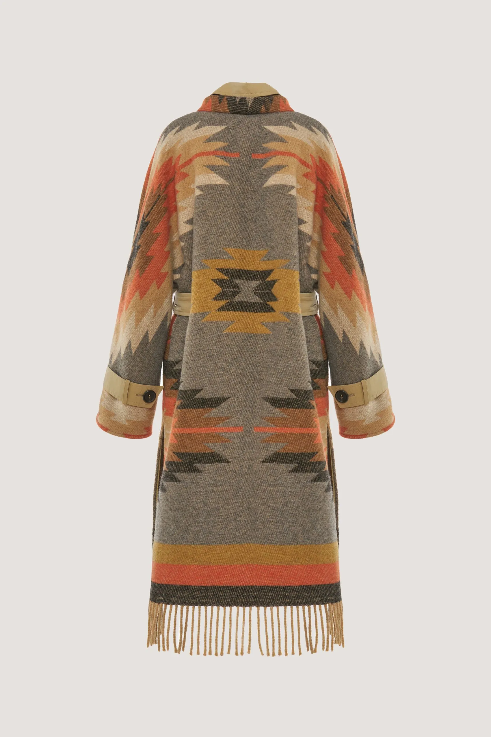 Trench fantasia etnica con gilet 