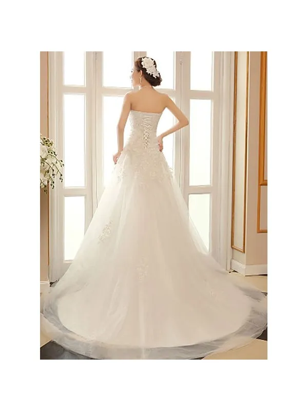 Vestito da Sposa Economico Principesco in tulle e pizzo con gonna vaporosa